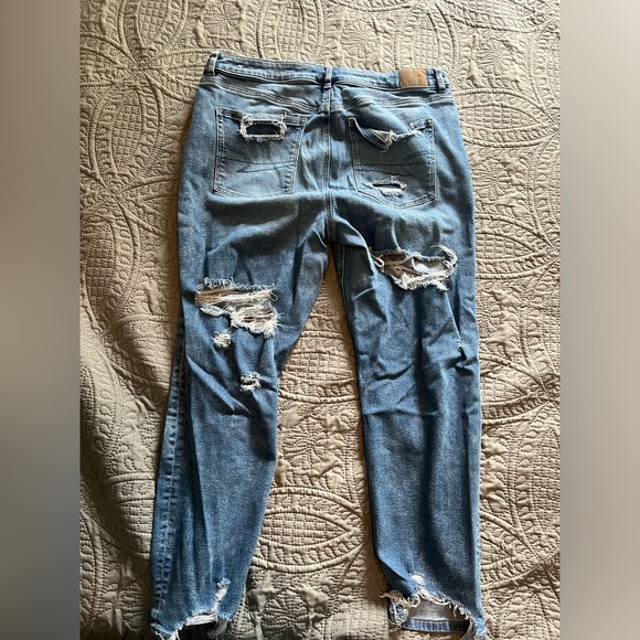 American eagle mom jean - Picture 2 of 3